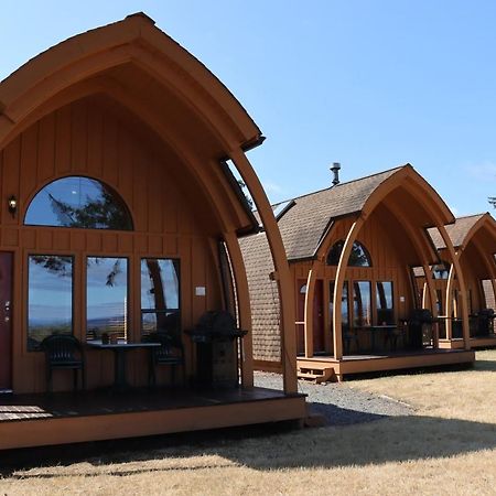 Oyster Bay Resort Кембъл Ривър Екстериор снимка